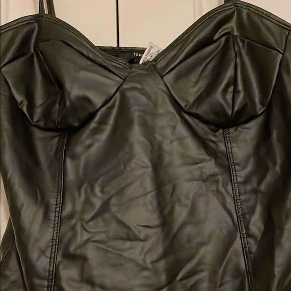 Black Forever 21 Faux Leather Bodysuit L - Picture 2 of 6
